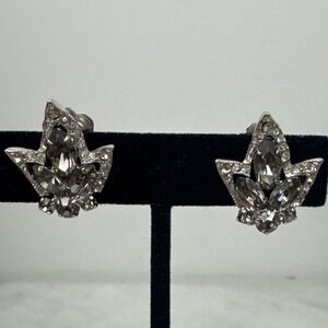 Vintage Weiss Earrings Clear Rhinestones Cluster Clip-Ons